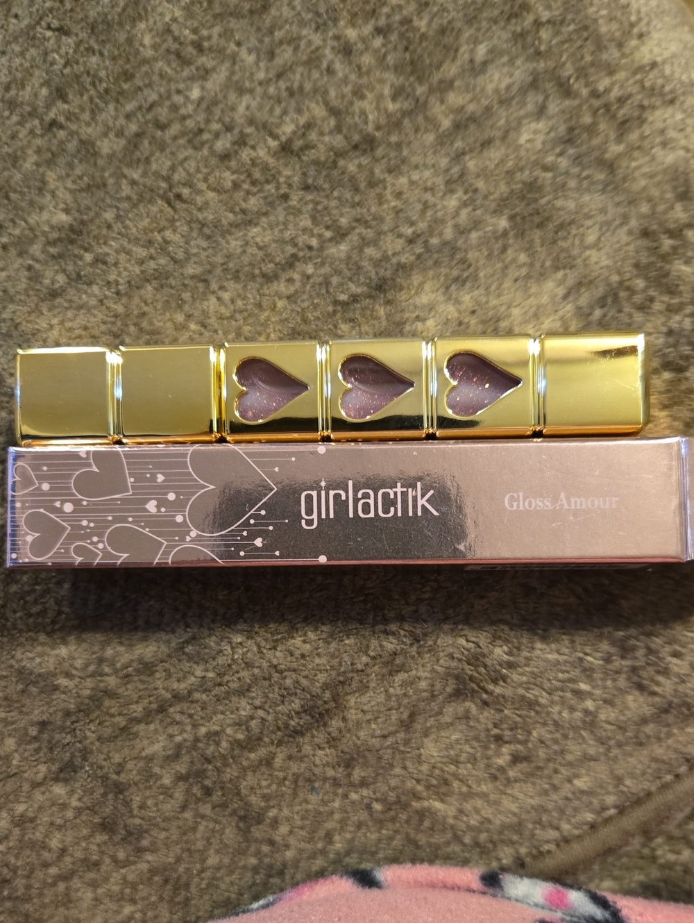 3/$10 Bundle Deals Girlactik Gloss Amour Lip Gloss in The Shade Sparkle Love